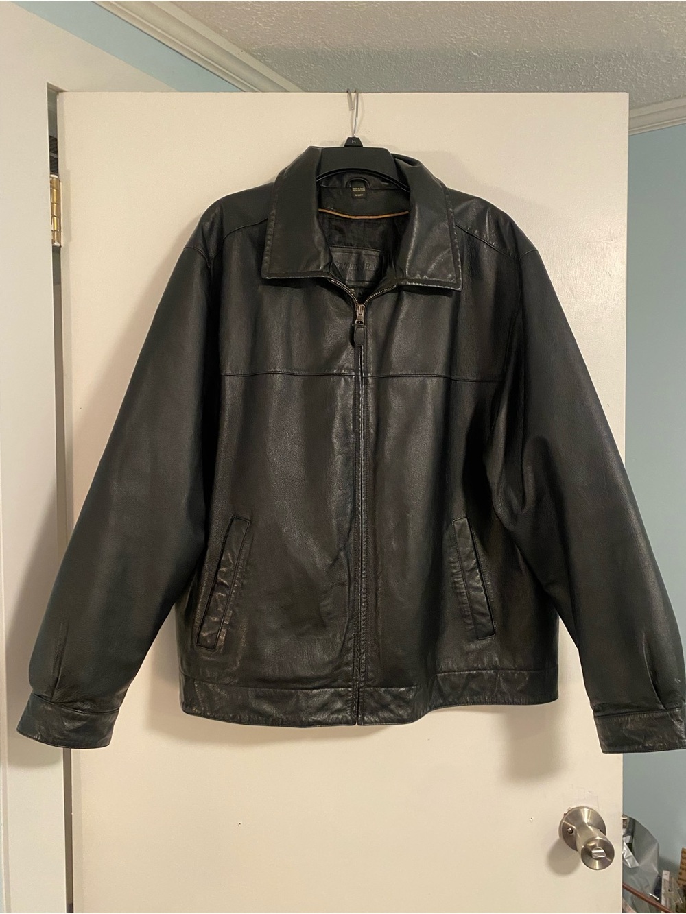 St. John's Bay Mens XL Black 100% Leather Jacket Full Zip Lined Coat Moto Goth